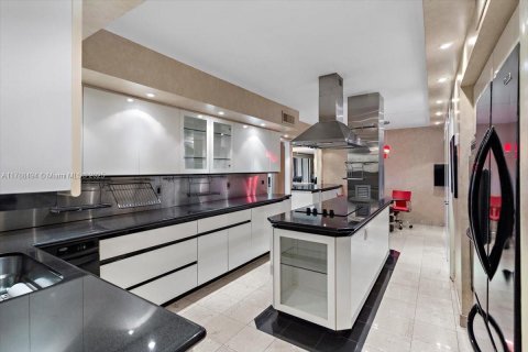 Condominio en venta en Hollywood, Florida, 3 dormitorios, 220.64 m2 № 1704829 - foto 4