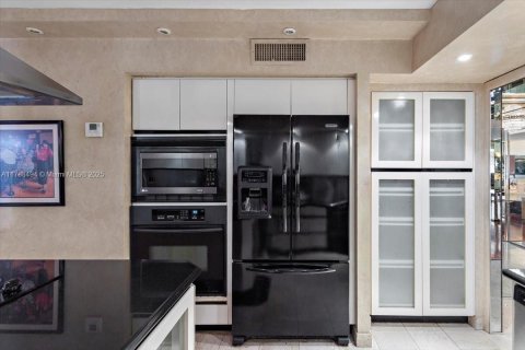 Condominio en venta en Hollywood, Florida, 3 dormitorios, 220.64 m2 № 1704829 - foto 12