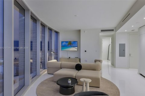 Copropriété à louer à Miami, Floride: 1 chambre, 90.67 m2 № 2417168 - photo 6