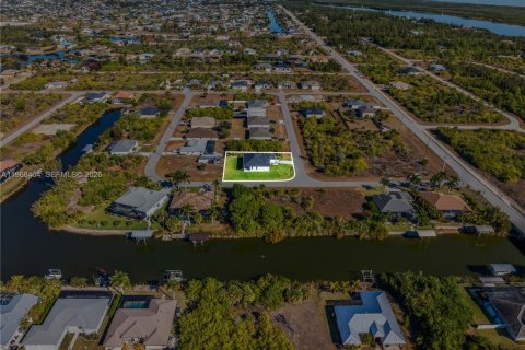 Villa ou maison à vendre à Port Charlotte, Floride: 3 chambres № 2029553 - photo 3