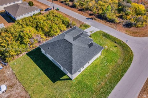 Villa ou maison à vendre à Port Charlotte, Floride: 3 chambres № 2029553 - photo 30