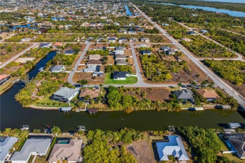 Villa ou maison à vendre à Port Charlotte, Floride: 3 chambres № 2029553 - photo 5