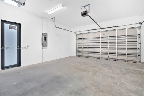 Villa ou maison à vendre à Port Charlotte, Floride: 3 chambres № 2029553 - photo 10