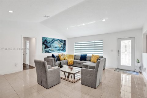 Купить виллу или дом в Санрайз, Флорида 3 спальни, 176.33м2, № 2066162 - фото 8