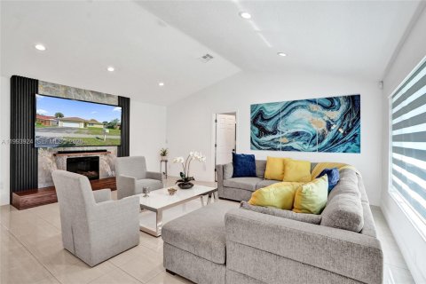 Купить виллу или дом в Санрайз, Флорида 3 спальни, 176.33м2, № 2066162 - фото 2