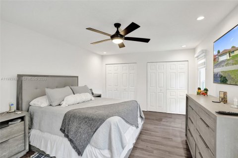 Купить виллу или дом в Санрайз, Флорида 3 спальни, 176.33м2, № 2066162 - фото 22