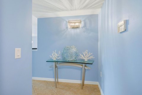 Condominio en venta en Boynton Beach, Florida, 3 dormitorios, 114.55 m2 № 2190872 - foto 11