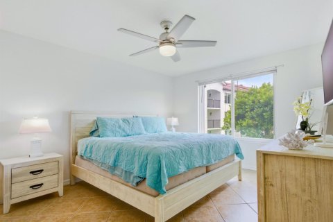 Condominio en venta en Boynton Beach, Florida, 3 dormitorios, 114.55 m2 № 2190872 - foto 14