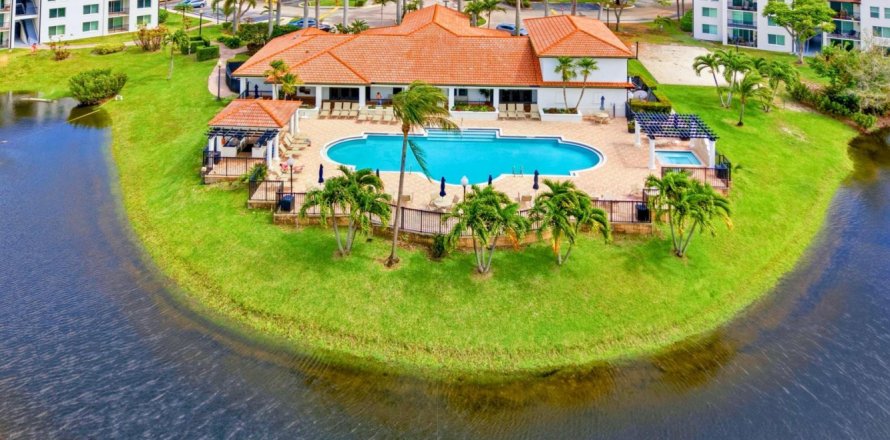 Condominio en Boynton Beach, Florida, 3 dormitorios № 2190872