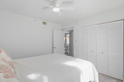 Condominio en venta en Boynton Beach, Florida, 3 dormitorios, 114.55 m2 № 2190872 - foto 17