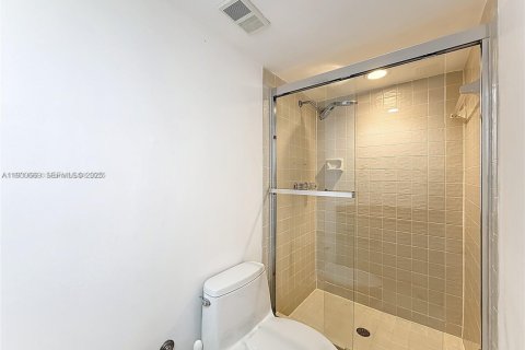 Touwnhouse à louer à Aventura, Floride: 4 chambres, 265.42 m2 № 1989446 - photo 28