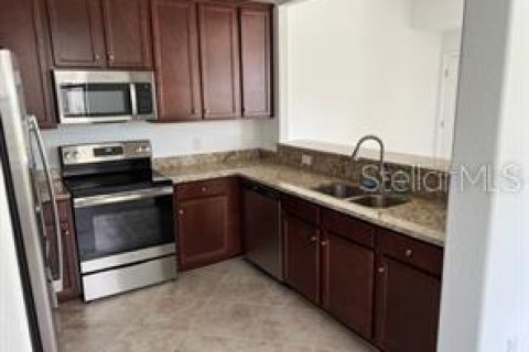 Townhouse in Venice, Florida 3 bedrooms, 181.07 sq.m. № 1901360 - photo 3