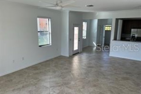 Townhouse in Venice, Florida 3 bedrooms, 181.07 sq.m. № 1901360 - photo 4