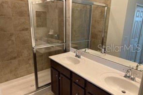 Townhouse in Venice, Florida 3 bedrooms, 181.07 sq.m. № 1901360 - photo 20