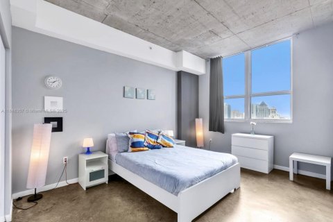 Condominio en venta en Miami, Florida, 1 dormitorio, 60.48 m2 № 1957976 - foto 6