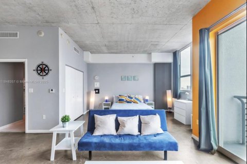 Condominio en venta en Miami, Florida, 1 dormitorio, 60.48 m2 № 1957976 - foto 7