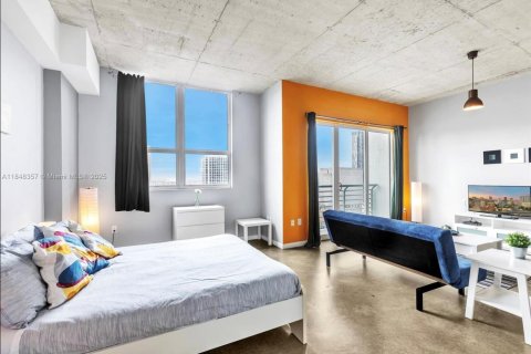 Condominio en venta en Miami, Florida, 1 dormitorio, 60.48 m2 № 1957976 - foto 5