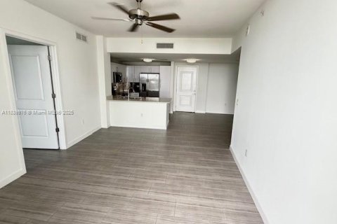 Condominio en venta en Hollywood, Florida, 2 dormitorios, 104.24 m2 № 1828956 - foto 11