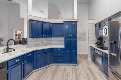 Villa ou maison à vendre à Oviedo, Floride: 3 chambres, 164.99 m2 № 2230465 - photo 8