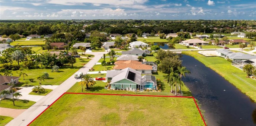 Land in Rotonda, Florida № 2164588