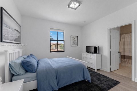 Купить виллу или дом в Майами, Флорида 4 спальни, 241.73м2, № 2052443 - фото 21