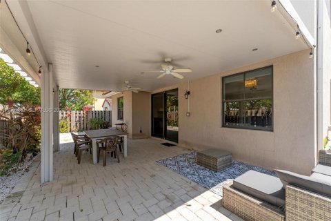 Купить виллу или дом в Майами, Флорида 4 спальни, 241.73м2, № 2052443 - фото 23
