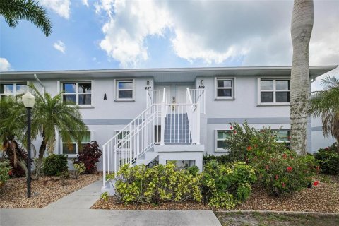 Condo in Punta Gorda, Florida, 2 bedrooms № 2093902 - photo 7
