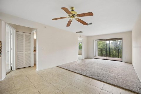 Condo in Punta Gorda, Florida, 2 bedrooms № 2093902 - photo 8