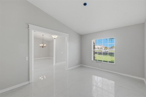 Villa ou maison à vendre à Apollo Beach, Floride: 3 chambres, 160.63 m2 № 2299422 - photo 21