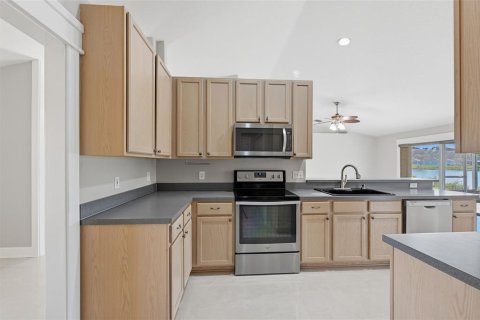 Villa ou maison à vendre à Apollo Beach, Floride: 3 chambres, 160.63 m2 № 2299422 - photo 14