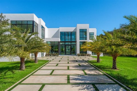 Купить виллу или дом в Майами, Флорида 5 спален, 563.27м2, № 2026273 - фото 7