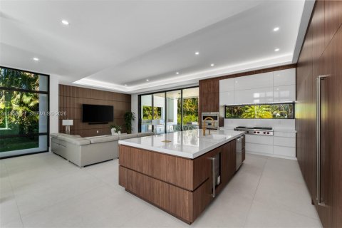 Купить виллу или дом в Майами, Флорида 5 спален, 563.27м2, № 2026273 - фото 9