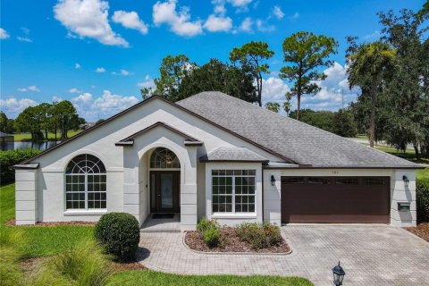 House in Davenport, Florida 4 bedrooms, 312.62 sq.m. № 1916770 - photo 1