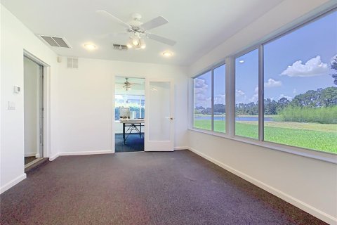 House in Davenport, Florida 4 bedrooms, 312.62 sq.m. № 1916770 - photo 15