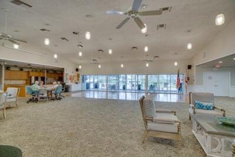 Condo in Vero Beach, Florida, 2 bedrooms  № 1047970 - photo 1