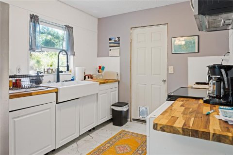 Купить виллу или дом в Сидар-Ки, Флорида 5 комнат, 80.27м2, № 2432641 - фото 11