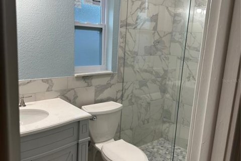 House in Seminole, Florida 3 bedrooms, 151.06 sq.m. № 1626837 - photo 22