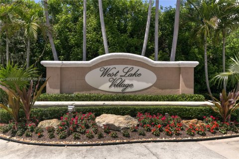 Купить виллу или дом в Холливуд, Флорида 3 спальни, 131.92м2, № 2036404 - фото 25