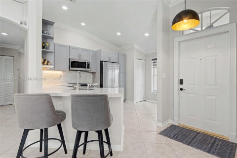 Купить виллу или дом в Холливуд, Флорида 3 спальни, 131.92м2, № 2036404 - фото 2