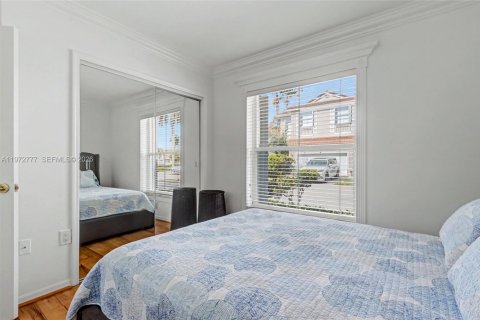 Купить виллу или дом в Холливуд, Флорида 3 спальни, 131.92м2, № 2036404 - фото 15