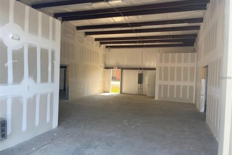 Propiedad comercial en alquiler en Ocala, Florida, 102.19 m2 № 1659916 - foto 4