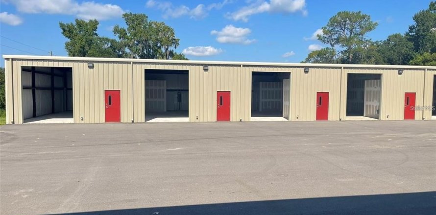 Propiedad comercial en Ocala, Florida 102.19 m2 № 1659916