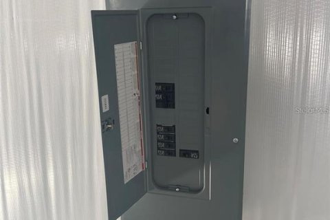 Propiedad comercial en alquiler en Ocala, Florida, 102.19 m2 № 1659916 - foto 10