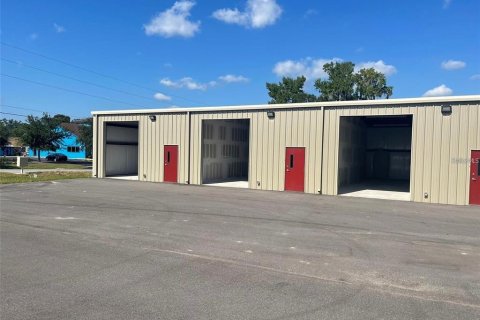 Propiedad comercial en alquiler en Ocala, Florida, 102.19 m2 № 1659916 - foto 2