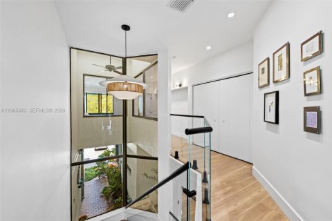 Adosado en venta en North Miami, Florida, 2 dormitorios, 191.1 m2 № 2027270 - foto 12