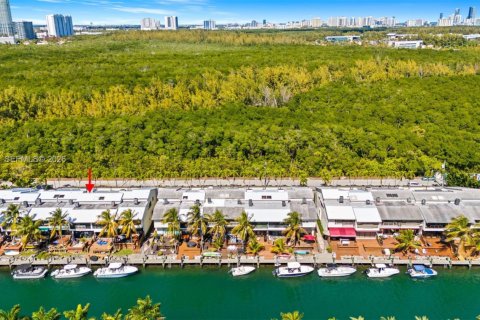 Adosado en venta en North Miami, Florida, 2 dormitorios, 191.1 m2 № 2027270 - foto 30