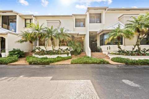 Adosado en venta en North Miami, Florida, 2 dormitorios, 191.1 m2 № 2027270 - foto 26