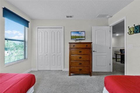 House in Davenport, Florida 8 bedrooms, 363.15 sq.m. № 1399591 - photo 22