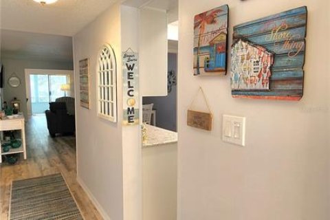 Condo in Bradenton, Florida, 2 bedrooms  № 1911595 - photo 3