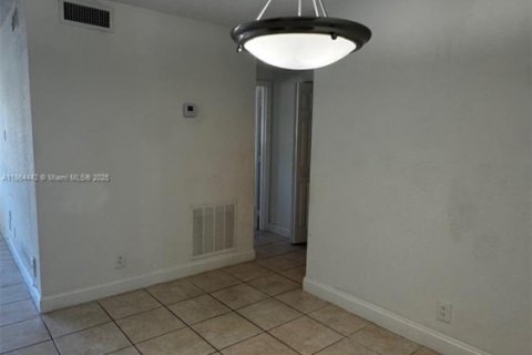 Apartamento en alquiler en Plantation, Florida, 1 dormitorio, 54.63 m2 № 1897080 - foto 7